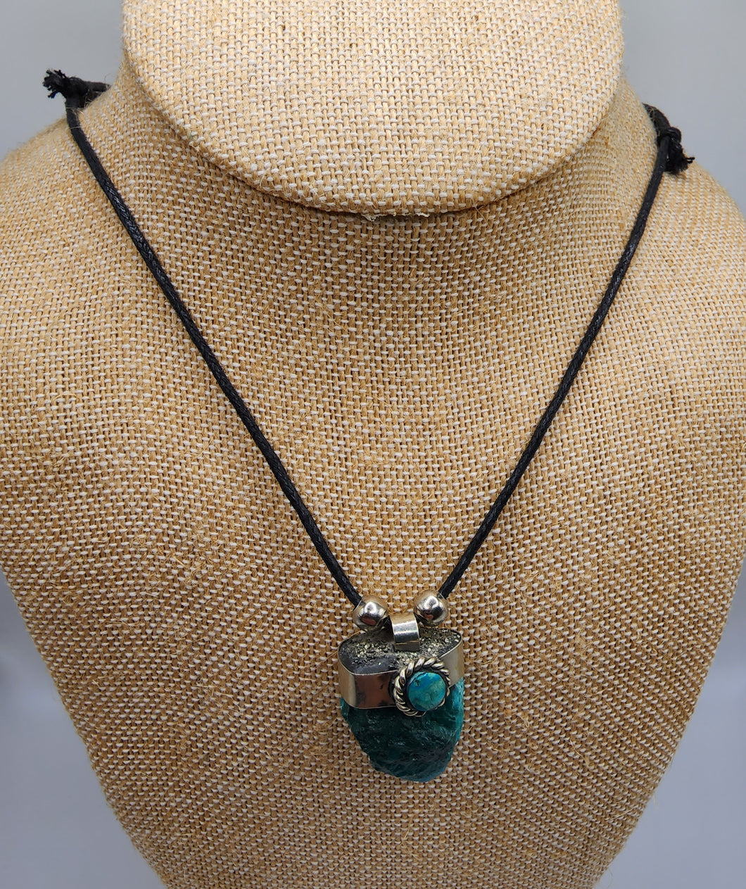 Rough Apatite Gemstone Pendant - Hung on Parachute Cord